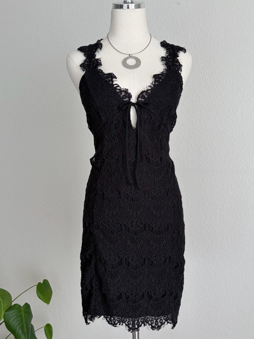 Sleeveless Black Lace Tie-Front Dress